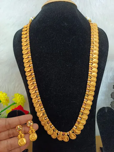 Miyas Fashions and Designs